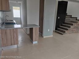 Hermosa Casa Contemporanea en Venta en San Isidro Juriquilla KP