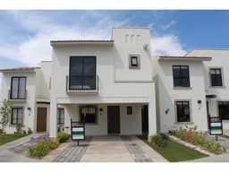 Casa en venta El Mirador 3 habitaciones AVH
