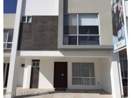 Casa en venta Rincones del Marques 3 habitaciones YCC