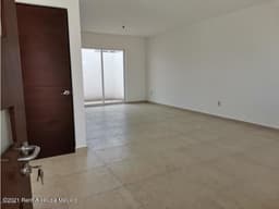 AIR 22-188 Casa en venta. Zona El Mirador. Estudio en planta baja.