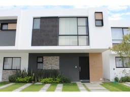 Zakia casa en VENTA de 3 recamaras y 144 mts2! RAHQRO