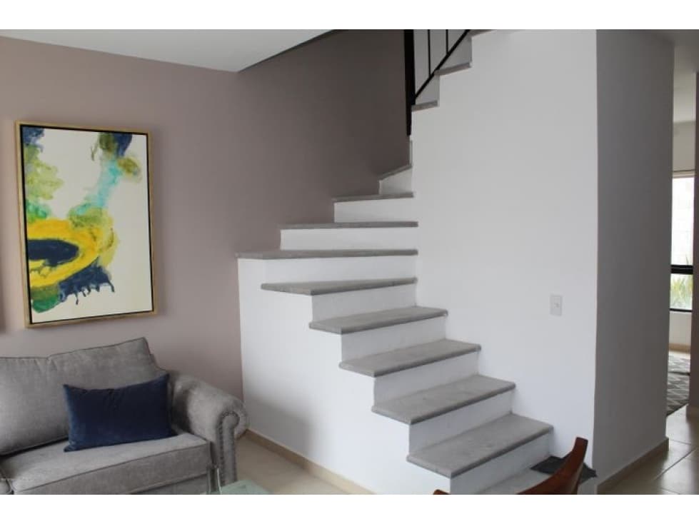 Casa equipada en El Condado, para entrega inmediata - VENTA — foto 1