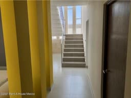 Qh1 Casa de 4 recámaras en venta dentro de privada en Vista Real!