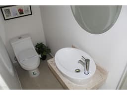 ZAKIA CASA EN VENTA DE 4 RECAMARAS CON RECAMARA EN PB JARDIN  GYM