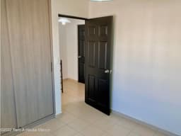 VENTA, casa con patio semi-techado. Rincones del Marqués