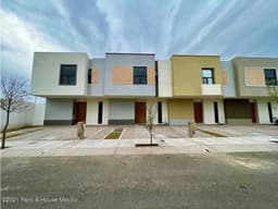 Casa en renta Zákia 2 habitaciones JRH