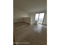 ZIBATA CASA EN RENTA 3 NIVELES 3 RECAMARAS TERRAZA Y JARDIN CON VISTAS