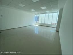Piamonte - RENTA, oficina comercial con comedor privado