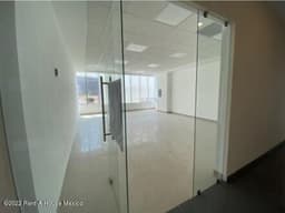 RENTA, Piamonte. Oficina comercial con lobby