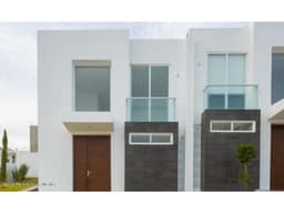 Casa 3 recámaras 3 baños 134 mts2 en Zibatá  JCG 22-3766