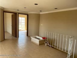 VENTA de casa con cuarto de TV, en San Juan del Río Centro