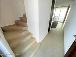 Casa en venta en zibata  AQC