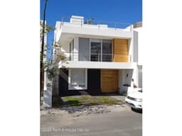 Condado casa de concepto ecológico en VENTA de jardín 100 mts2 MJP