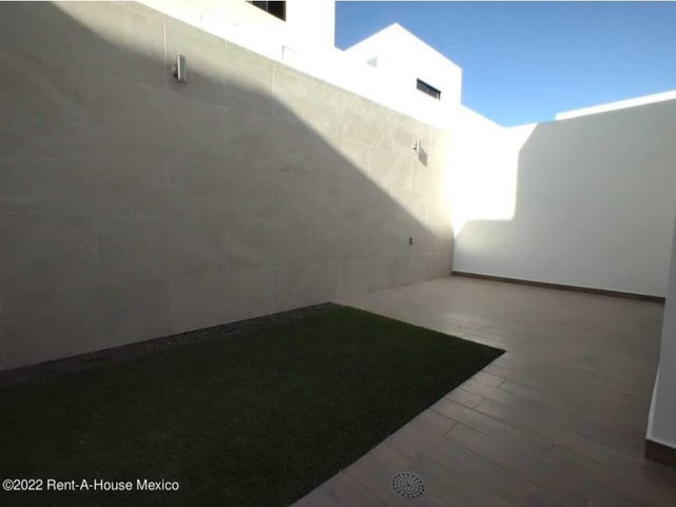 Casa con jardín y área de lavado, RENTA. Zákia — foto 1
