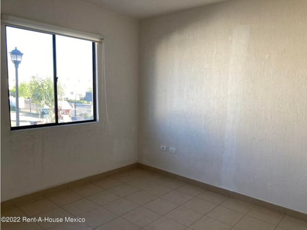 Casa equipada, con terreno excenete, VENTA - Rincones del Marqués — foto 2