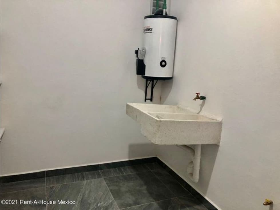 VENTA, El Mirador - Departamento con terraza y alberca — foto 2