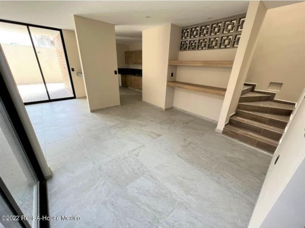 VENTA - Zibatá. Casa de 2 niveles y 3 recámaras — foto 2