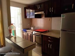 La Pradera - Casa de 2 recámaras con patio, en VENTA