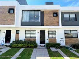 Casas en venta de 4 recamaras en zakia con buenas amenidades