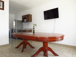 Ciudad del Sol, VENTA. Casa dentro de privada con alberca