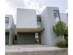 CASA EN PREVENTA 3 HABITACIONES EN ZIBATA.QH22-4735#