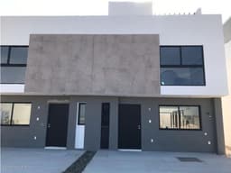 Casa en Venta Zakia con amenidades-GOH