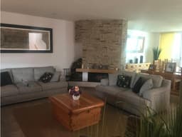 AMPLIA CASA EN VENTA DENTRO DE SAN JERONIMO QRO GRC22-5018