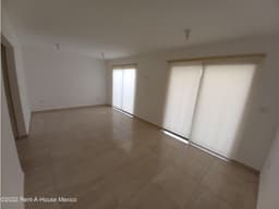Qh1 Casa de 3 recamaras en renta dentro de privada en ZIbatá!