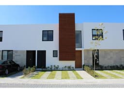 Casa en VENTA en condominio sólo 109 propiedades ALTOS JURIQUILLA