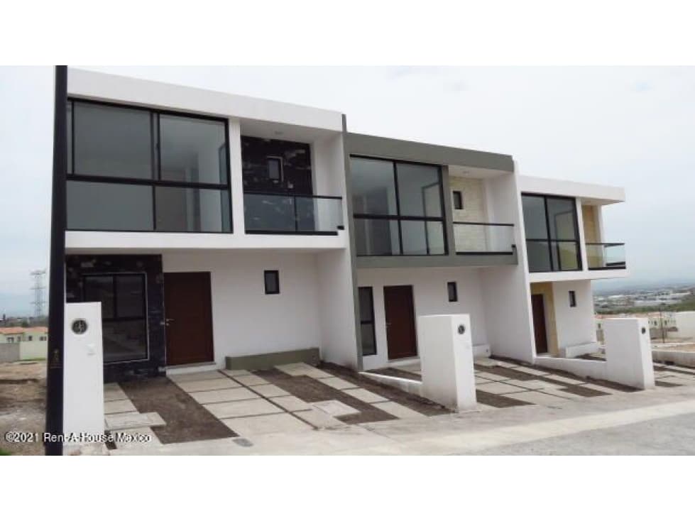 Casa totalmente equipada, de 2 plantas. VENTA, Capital Sur — foto 1