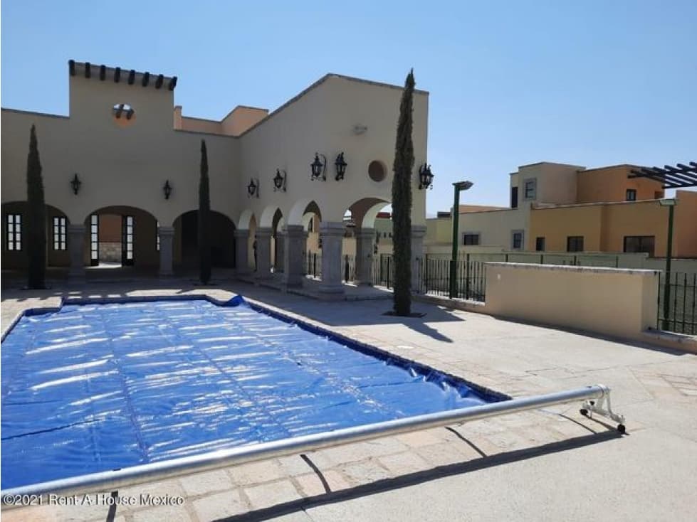 VENTA - Casa con recámara en planta baja. Independencia — foto 1