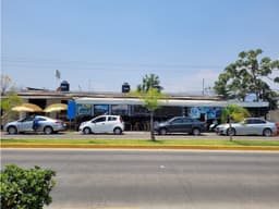 QH1 4858 Casa y 3 Locales Acepto Oacalco Morelos