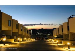 Exclusiva casa con roof garden en venta *Zibatá *AGT*