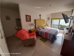 Casa de 4 recámaras con baños propios. Zibatá, VENTA