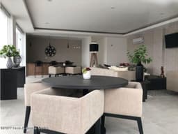 PREVENTA. Zákia, casa con seguridad y family room