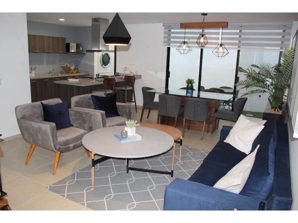 Casa Moderna en Venta en Zibata KP — foto 1