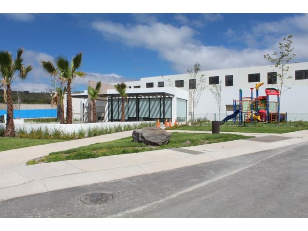 RENTA - Casa amueblada con balcón, Zákia — foto 1
