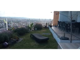 Hermosa casa en venta en Lomas del Marques - NR-22-4693