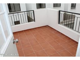 NR-21-1725 CASA EN VENTA DOS PLANTAS ESTILO CONTEMPORÀNEO 3 RECÀMARAS
