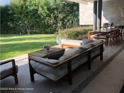 Casa en venta en El Campanario con increible jardin IG