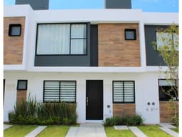 Casa en venta de 4 recamaras en Zakia AGT
