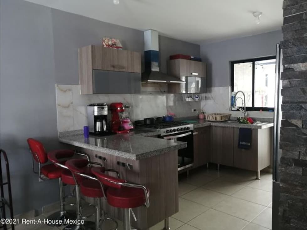 VENTA de casa con excedente de terreno, en Zákia — foto 3