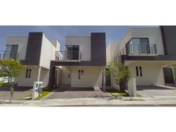 Casa en venta El Mirador 3 habitaciones YCC