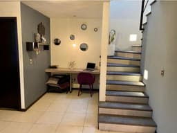 El Mirador casa en VENTA dentro de privada con seguridad!