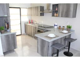 Zakia casa en VENTA de 4 recamaras y 122 mts2 RAHQRO 21-986