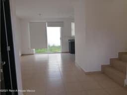 Zakia casa en VENTA de 2 recamaras más estudio QH 22-1007