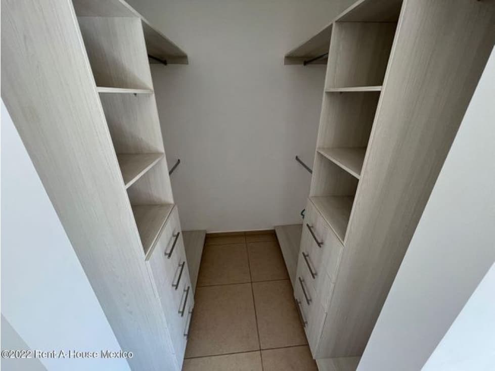 VENTA, El Mirador. Casa equipada de 3 recámaras — foto 3