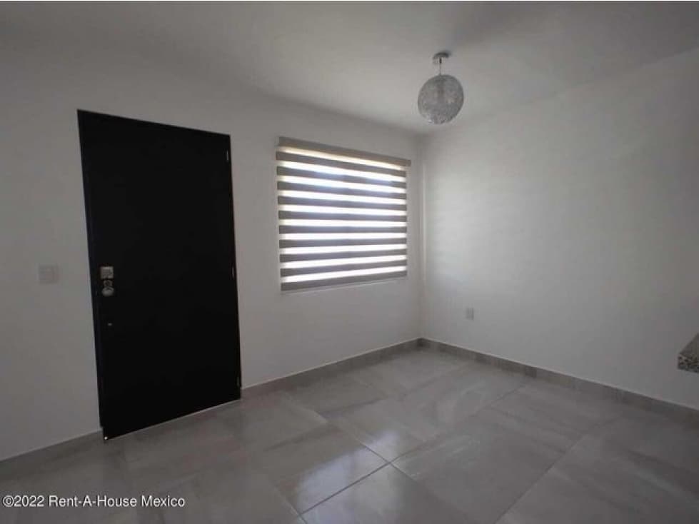 Casa con jardín y área de lavado, RENTA. Zákia — foto 2