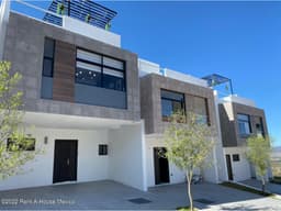 Hermosa casa en venta en Paseo de las Pitahayas-NR-22-4126