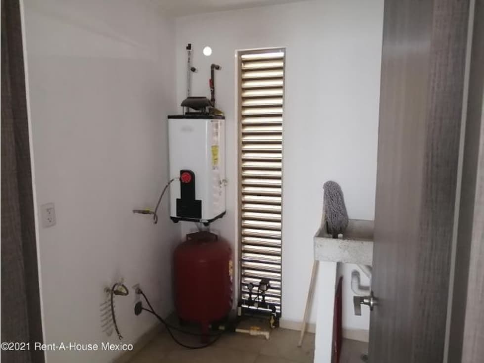 Casa en venta en El refugio — foto 2